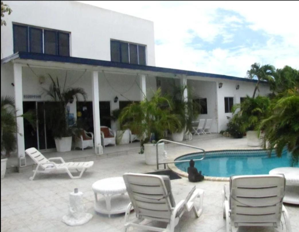 Palmita Hotel Hostel Οράνχεσταντ Εξωτερικό φωτογραφία