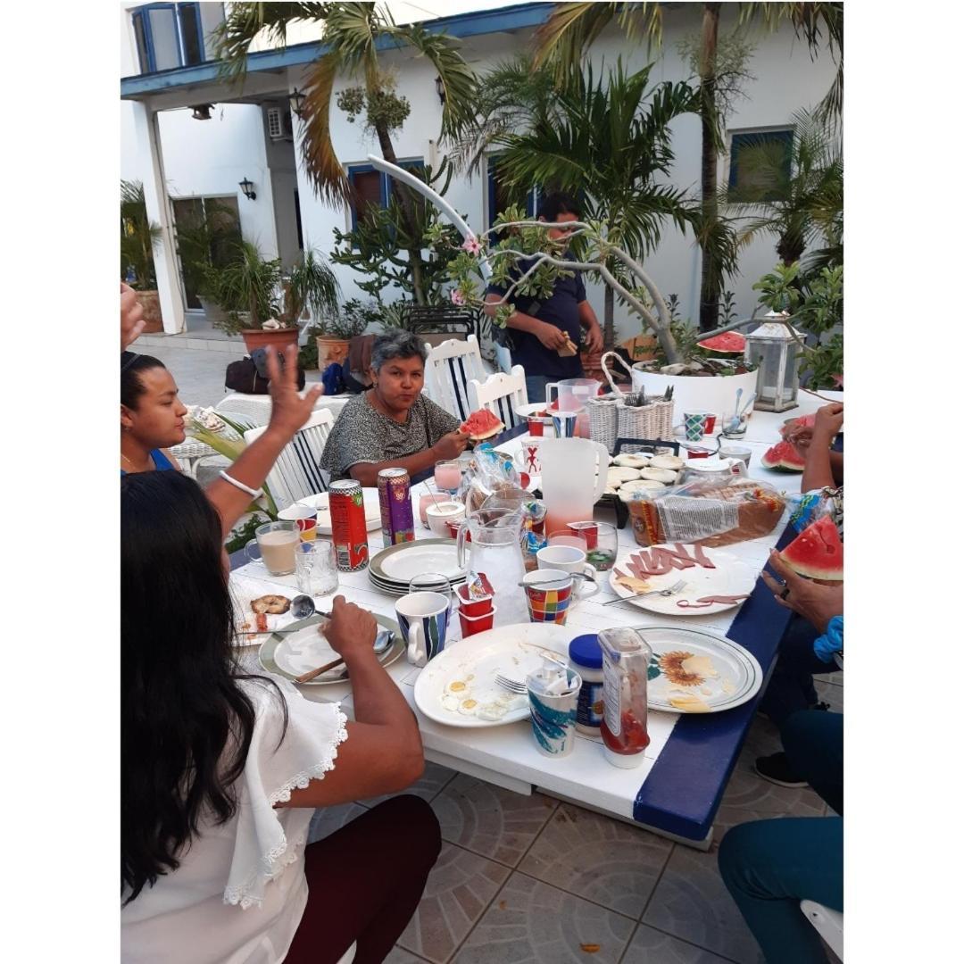 Palmita Hotel Hostel Οράνχεσταντ Εξωτερικό φωτογραφία